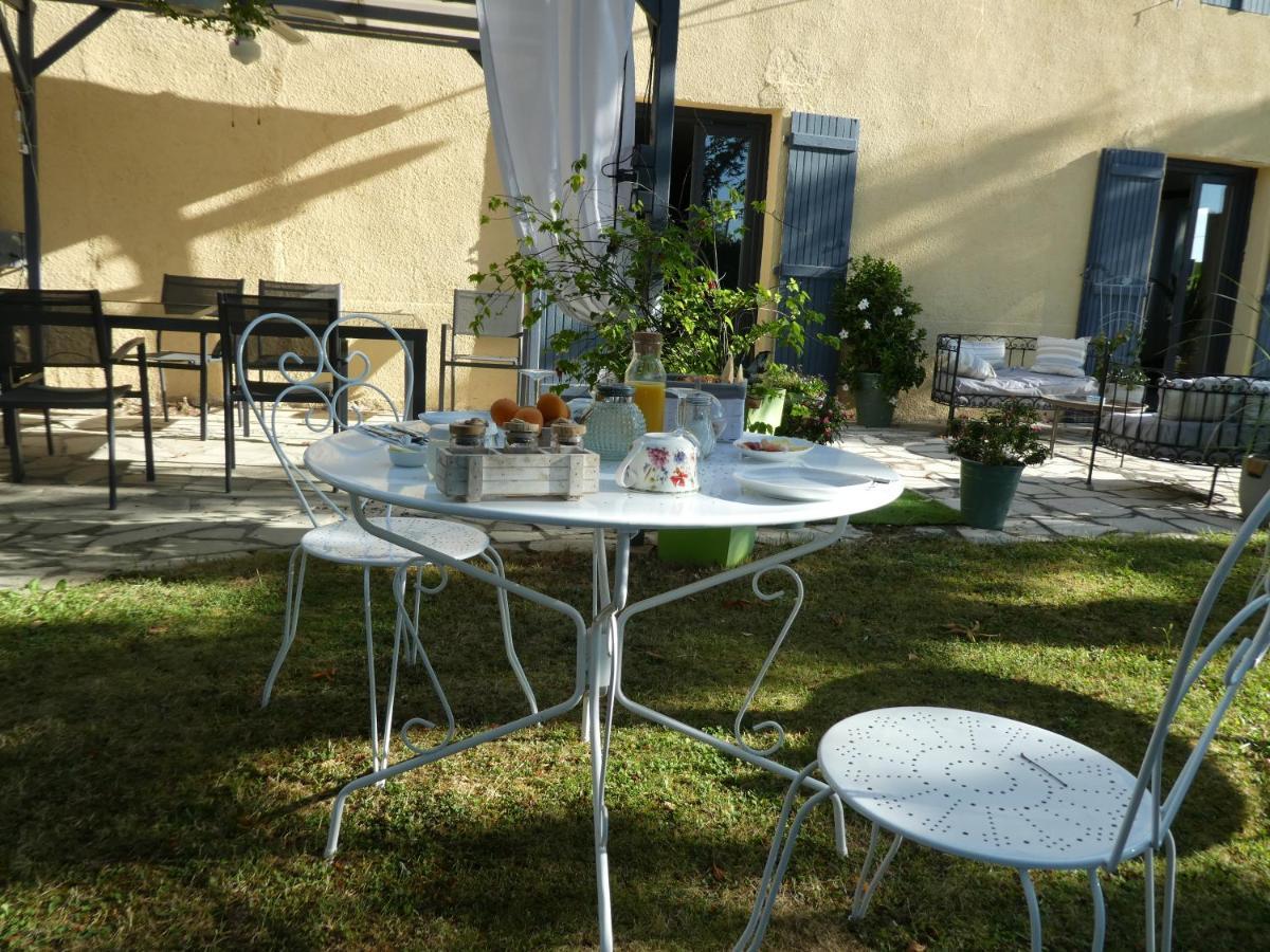 Senouillac Chambres D'Hotes La Vigneronne מראה חיצוני תמונה