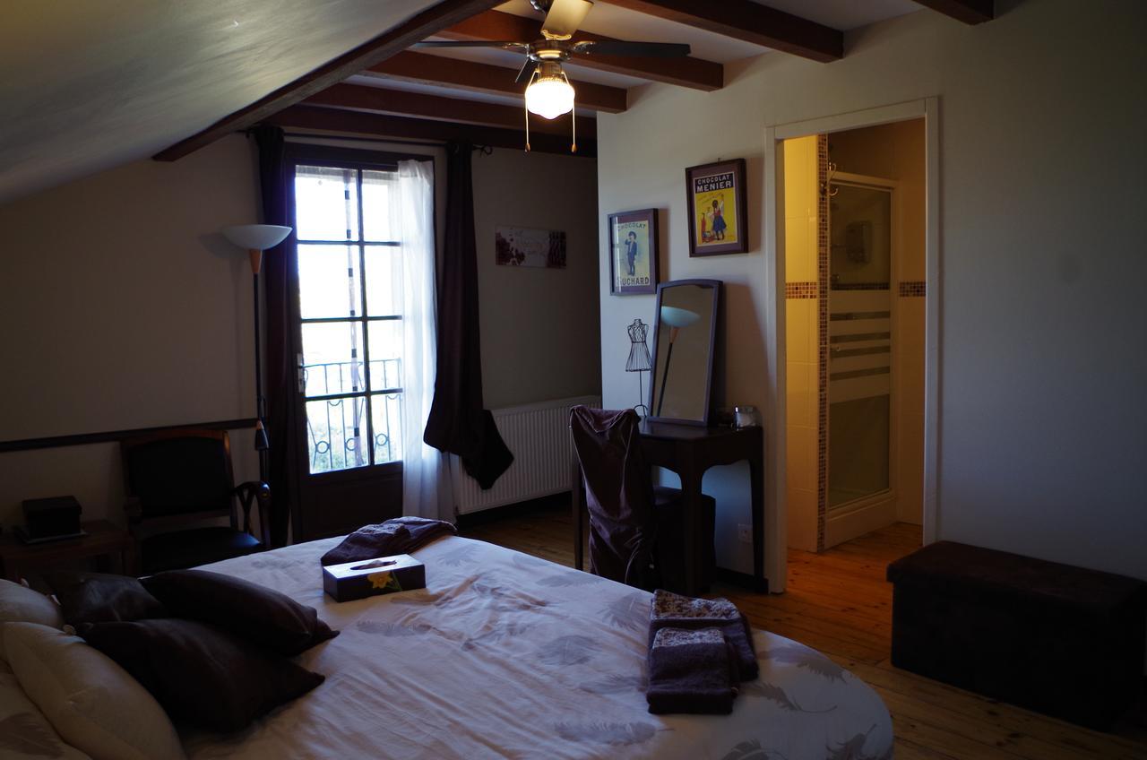 Senouillac Chambres D'Hotes La Vigneronne מראה חיצוני תמונה